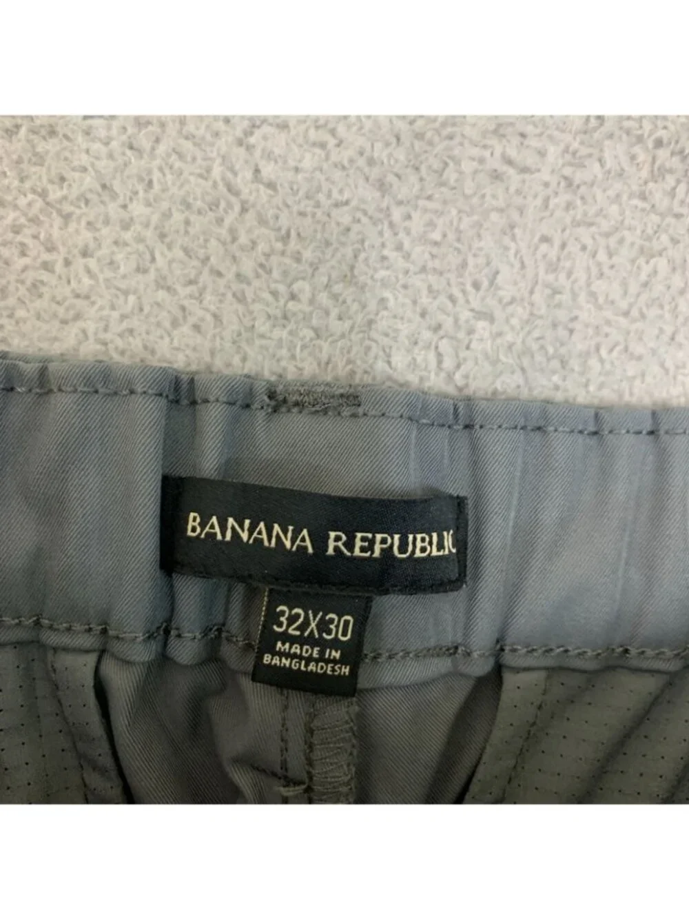 NWOT Banana Republic Commuter Tech Pants Men's 32x30 Gray